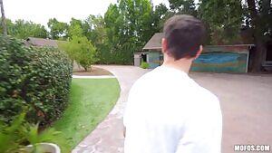 I Know That Girl - Scarlett Bloom