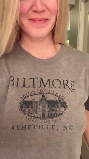 Someone reminded me I was due for a video post, how'd I do? 😘