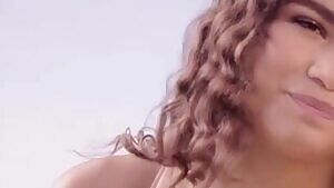 Zendaya Flash