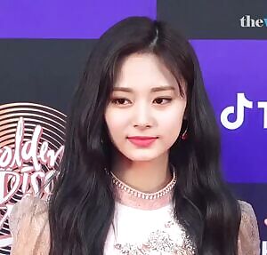 TWICE - Tzuyu
