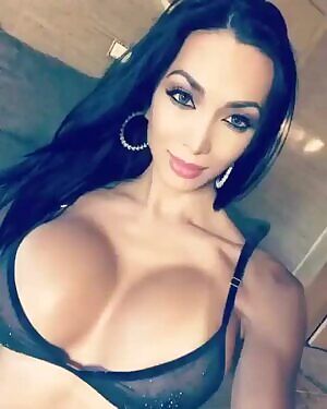 Alexandra Vesta
