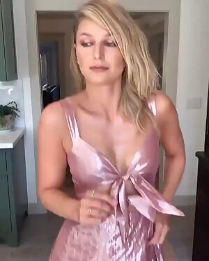 Melissa Benoist Before The Saturn Awards