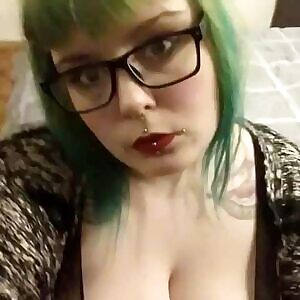@absinthe_velenia