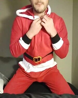 when you're so horny you fuck your bed... 😔