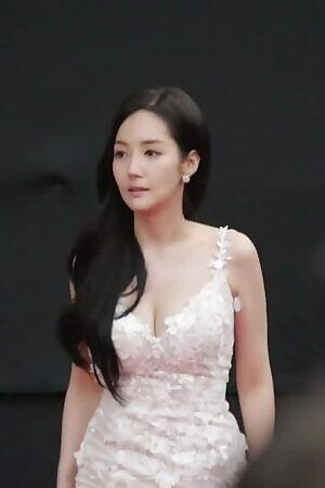 Park Min-young