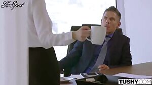 Tushy - Bree Daniels