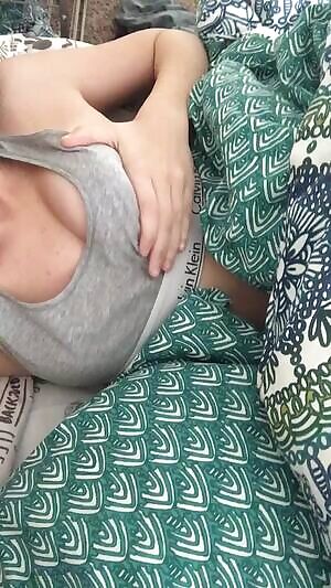 Just waking up! Start the day off right with me ;) I’ll be on & , also filming and custom s today! <3