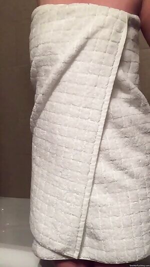 trust me, I know how to work my hips...