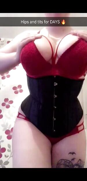 Hips and tits or days ❤️💋