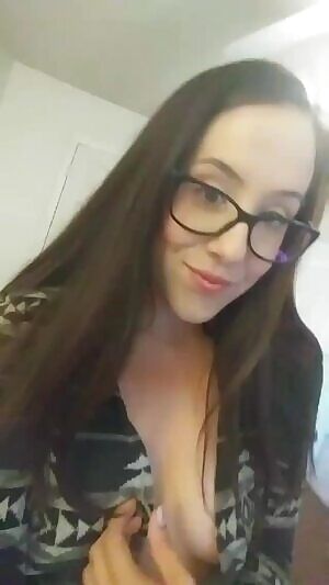 I'm online as long as this ad is up! Come and get a very vocal and video heavy session with me!