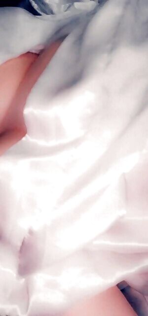 Who wants to play with them? 💖