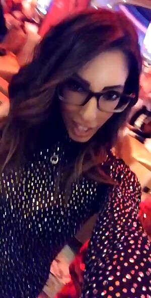 Dava Foxx - Hi from the #redcarpet!! #avnawards #avn #vegas @RoxieRaeFetish GIF by DavaFoxxLuvr