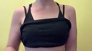 Manual wiggle bc the girls are small