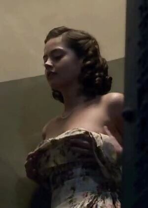 Jenna Coleman unveiling her tits