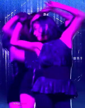 Twice - Jihyo, Mina, Sana & Tzuyu