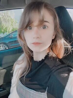 Trying to break out from my shyness and embrace the kinky girl inside lol