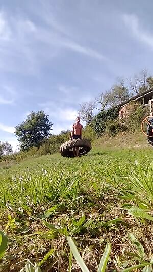 Daddy's secret to stay fit on his country side! Next time I'll do it naked.