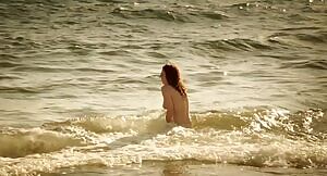 Lola Naymark in Ariane's Thread AKA Au fil d'Ariane