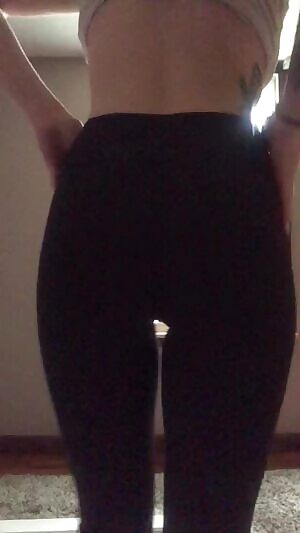 Leave your hand print on my ass