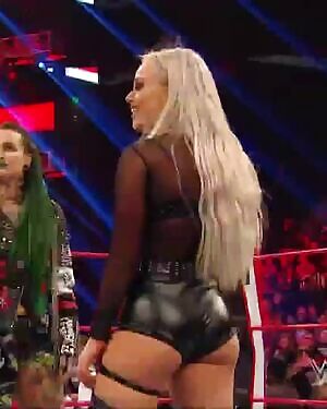 Liv Morgan nice ass