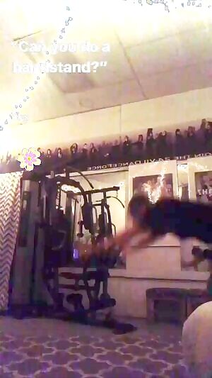 Camren Bicondova Handstand