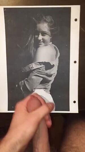 Cumtribute for the cute Paulita