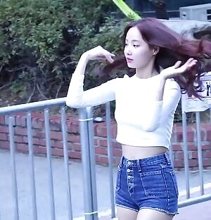 Momoland - Yeonwoo
