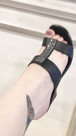 I love sparkles! DMs open