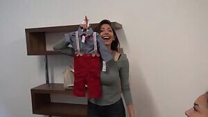 Tiffany Titty Bounce