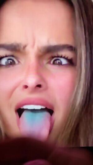 Addison Rae cumtribute on tongue