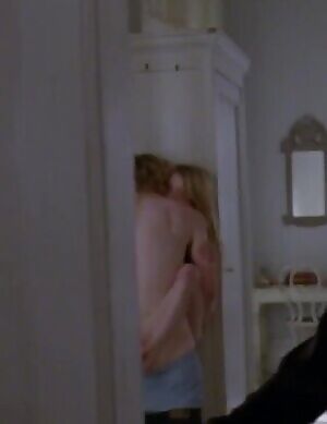 Emma Roberts sex scene