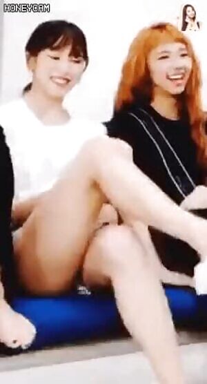 TWICE - Mina's wholesome legs