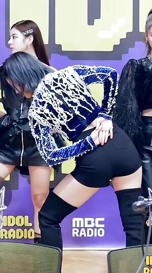 ITZY - Ryujin