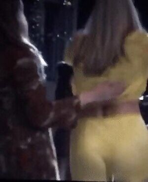 I'm going to be edging to Margot Robbie's ass in those tight shorts all day