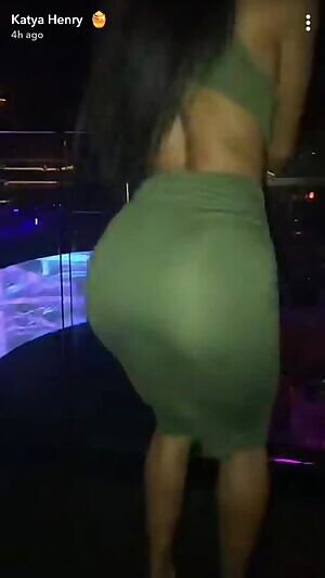 Katya twerking