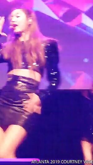 Oh My Girl - Yooa/Binnie