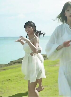 Twice - Momo & Jihyo