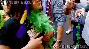 Teen flasher!