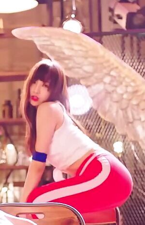 Nature Saebom - Kiss MV