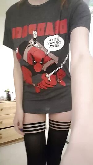 Revealing whats underneath Deadpool