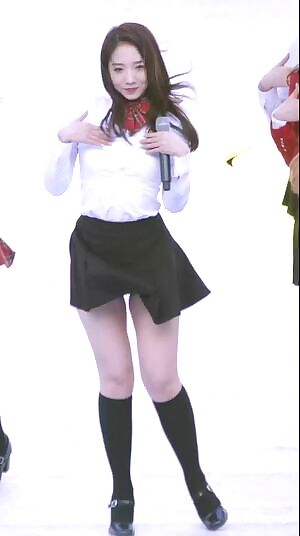 WJSN - Mei Qi Killer Thighs