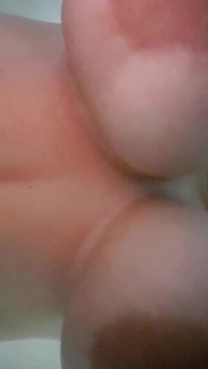 I need two guys one for each hole who wants to be on the bottom i have her mouth