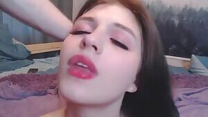 Young Slutty Teen Take Cum On Face