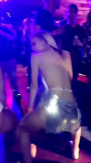 Blonde in the club. Twerking without panties