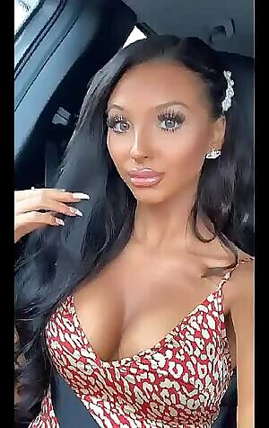What a goddess !