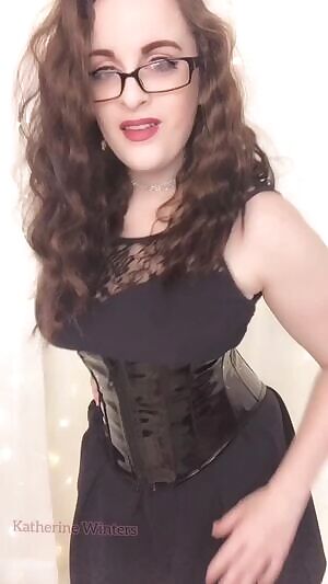 Come and play! . Taking all sorts of kinky sessions and orders. I enjoy: JOI, CEI, CBT, SPH, Sissification, Forced Bi, Homewrecking, Mindfucking, and more! ///