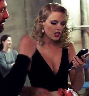 Taylor Swift needs a good titfuck