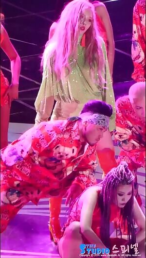 Hyuna - Boobs & Ass