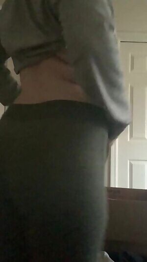 Who doesn't love a juicy peach?