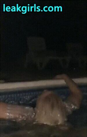 Pool time ass clap